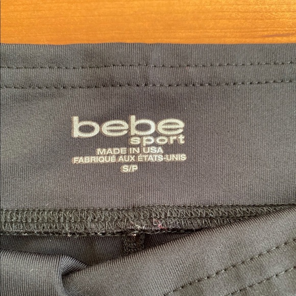 BEBE Sport Women’s Athletic Exercise Capri Pants - Picture 5 of 5